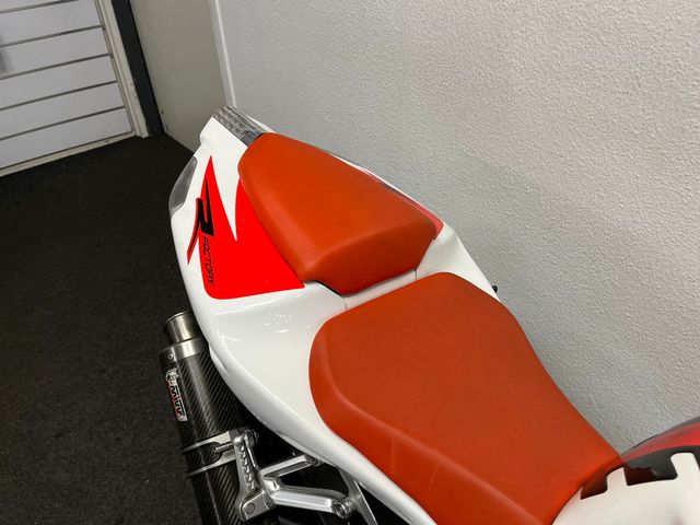 aprilia - tuono-1000-r-factory