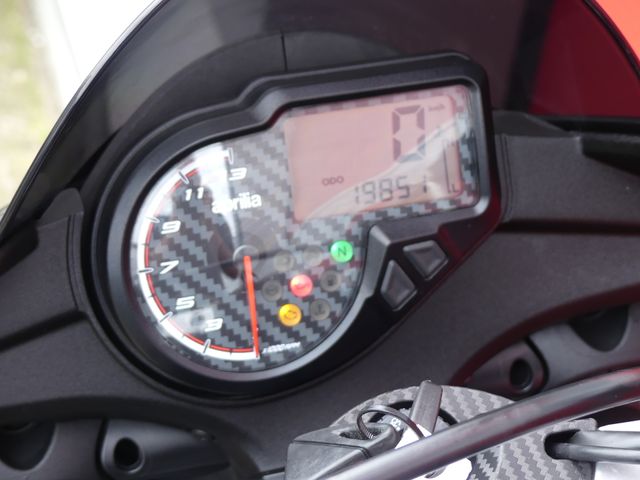 aprilia - tuono-125