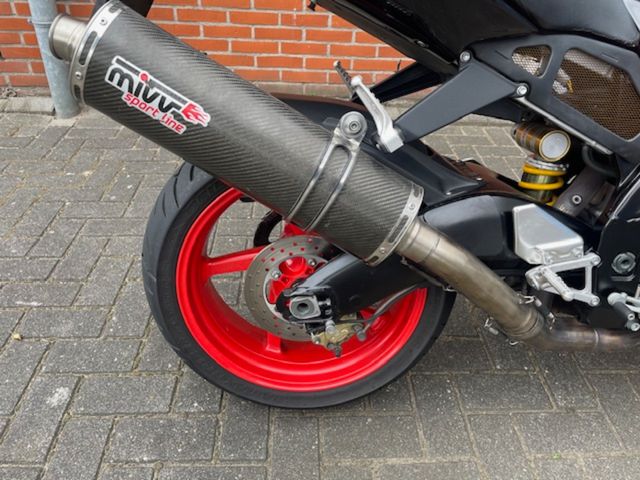 aprilia - tuono