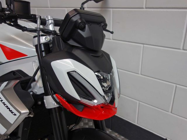 aprilia - tuono-457