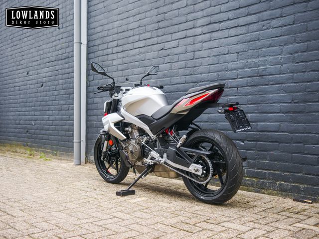 aprilia - tuono-457