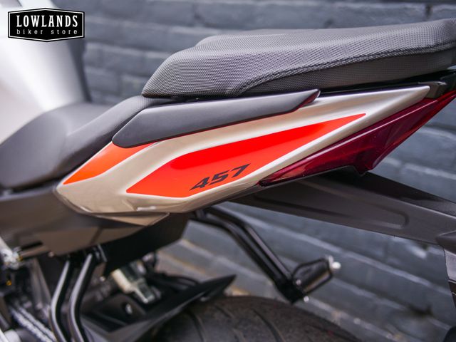 aprilia - tuono-457