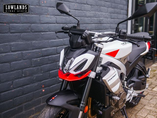 aprilia - tuono-457