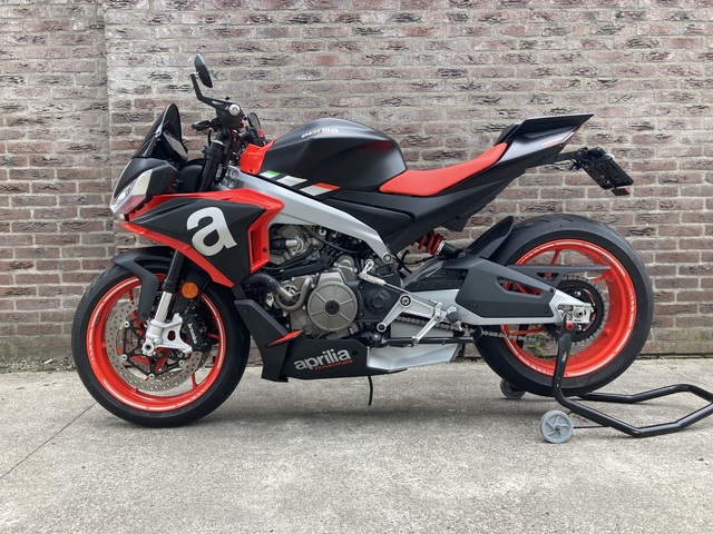 aprilia - tuono-660