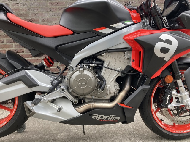 aprilia - tuono-660