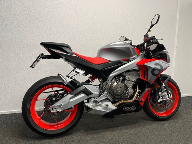 aprilia - tuono-660