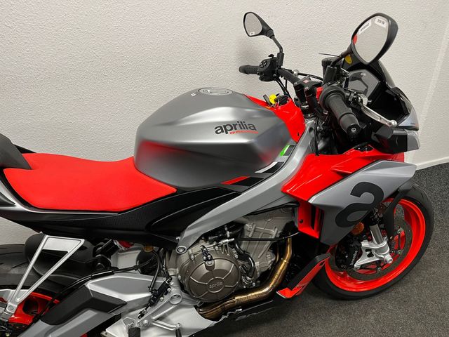 aprilia - tuono-660