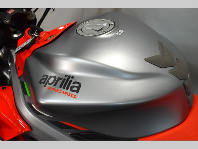 aprilia - tuono-660