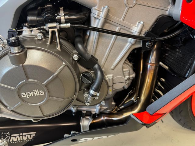 aprilia - tuono-660