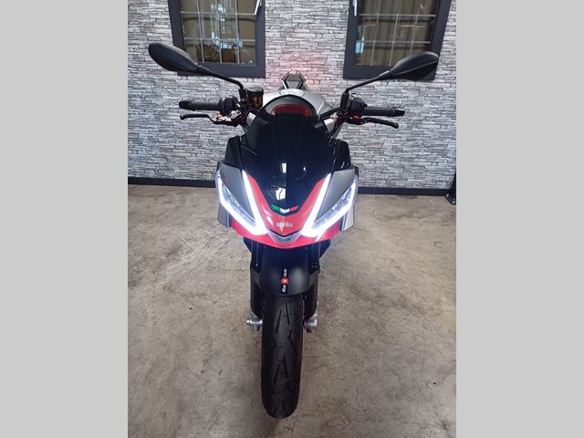 aprilia - tuono-660