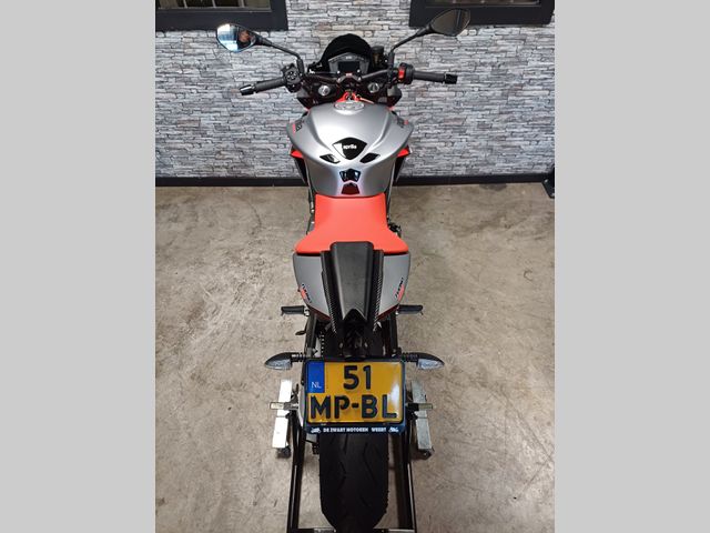 aprilia - tuono-660