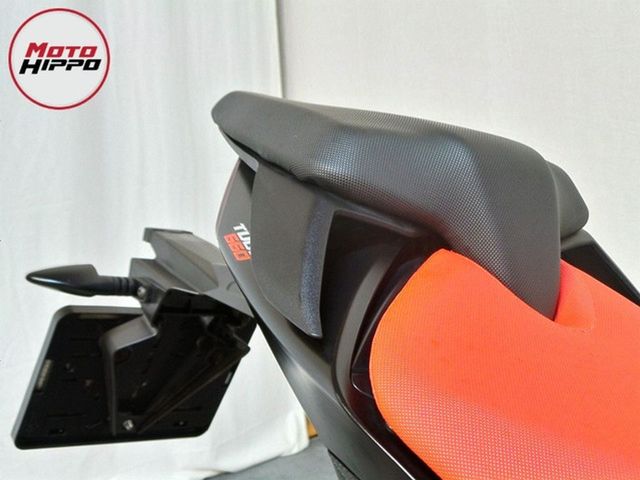 aprilia - tuono-660