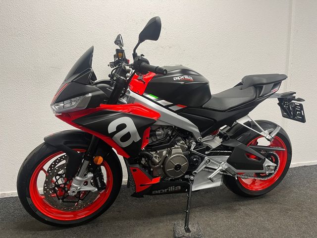 aprilia - tuono-660