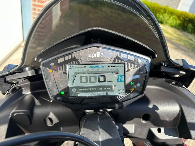 aprilia - tuono-660-factory
