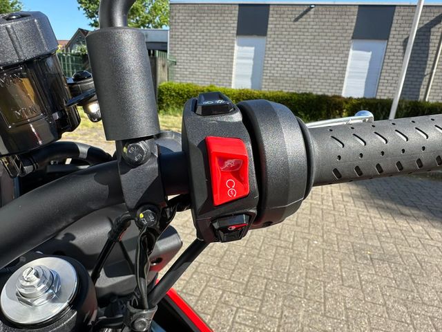 aprilia - tuono-660-factory