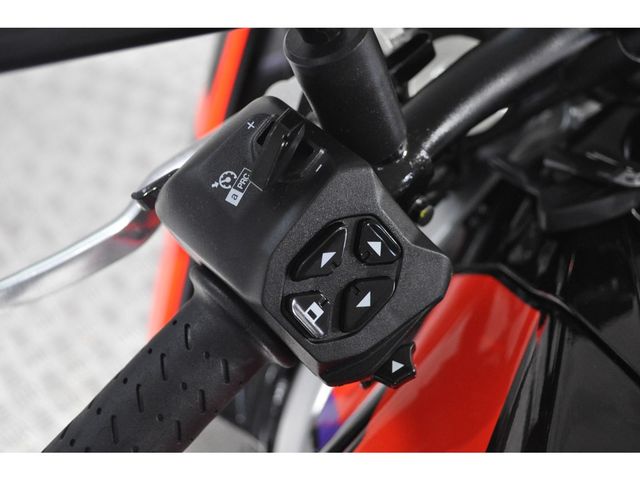 aprilia - tuono-660-factory