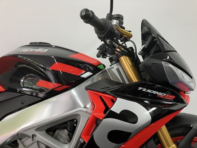 aprilia - tuono-v4-1100-factory