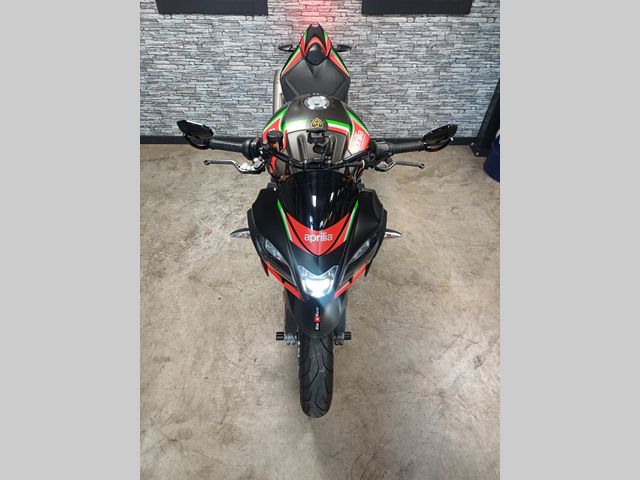 aprilia - tuono-v4-1100-factory