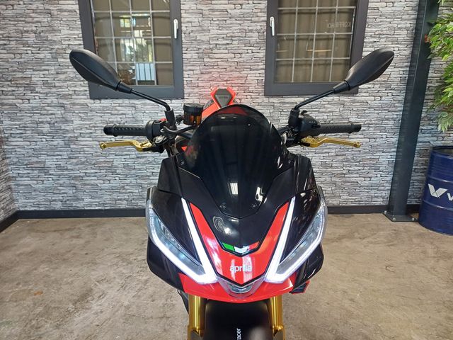 aprilia - tuono-v4-1100-factory