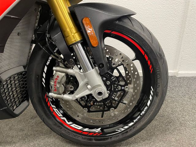 aprilia - tuono-v4-1100-rr