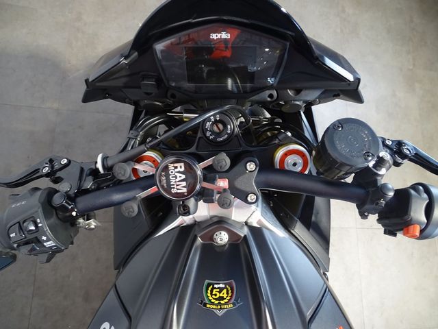 aprilia - tuono-v4-1100-rr