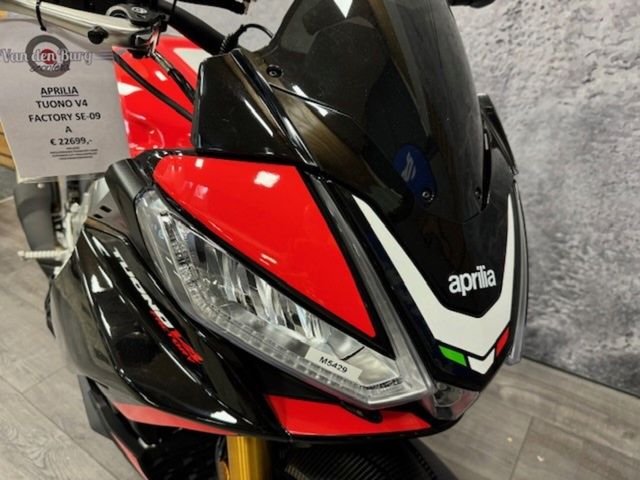 aprilia - tuono-v4