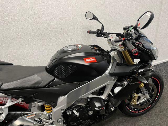 aprilia - tuono-v4