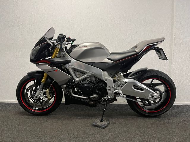aprilia - tuono-v4