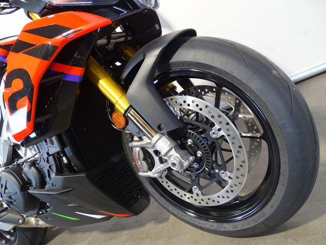 aprilia - tuono-v4