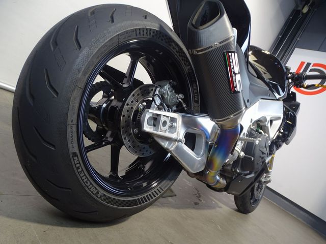aprilia - tuono-v4