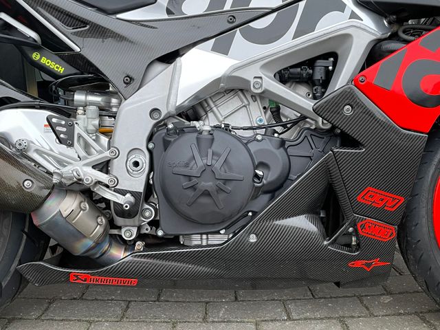 aprilia - tuono-v4-r