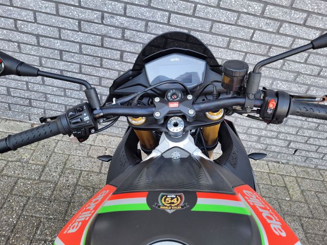 aprilia - tuono-v4-r