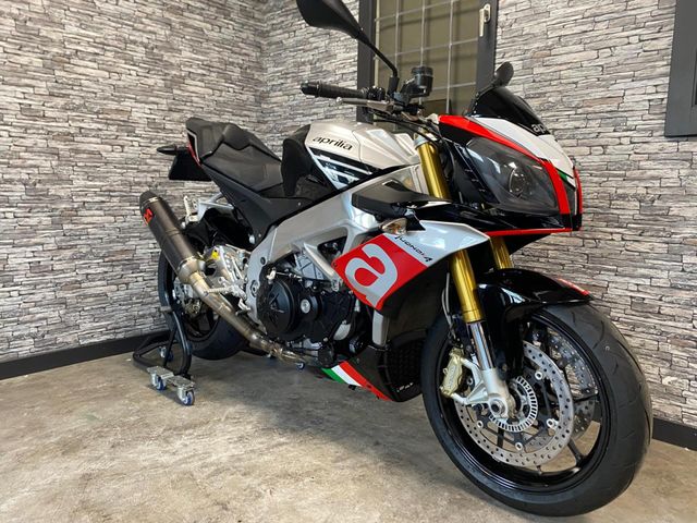 aprilia - tuono-v4-r-aprc