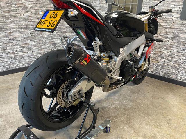 aprilia - tuono-v4-r-aprc