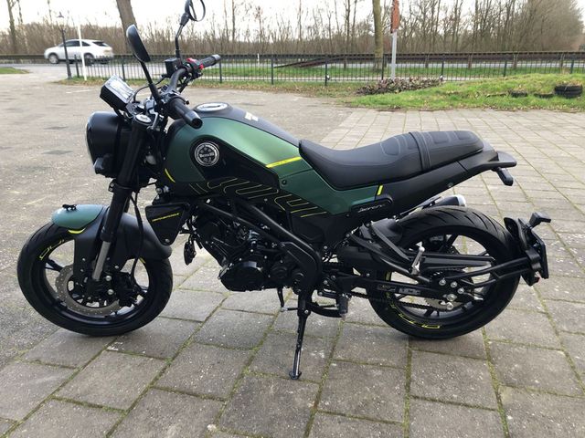 benelli - leoncino-125