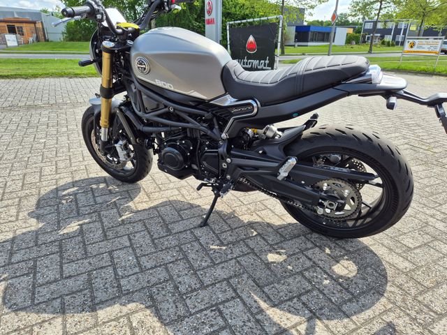 benelli - leoncino-800