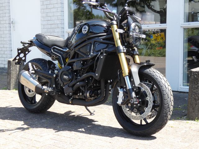 benelli - leoncino-800