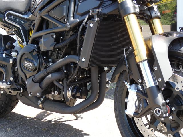 benelli - leoncino-800