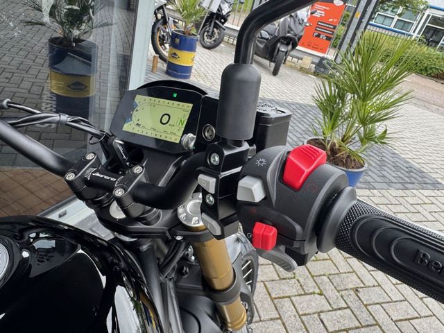 benelli - leoncino-800-trail