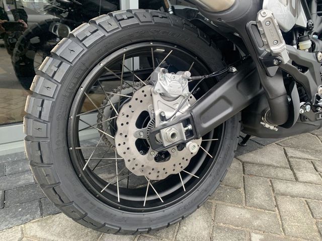 benelli - leoncino-800-trail
