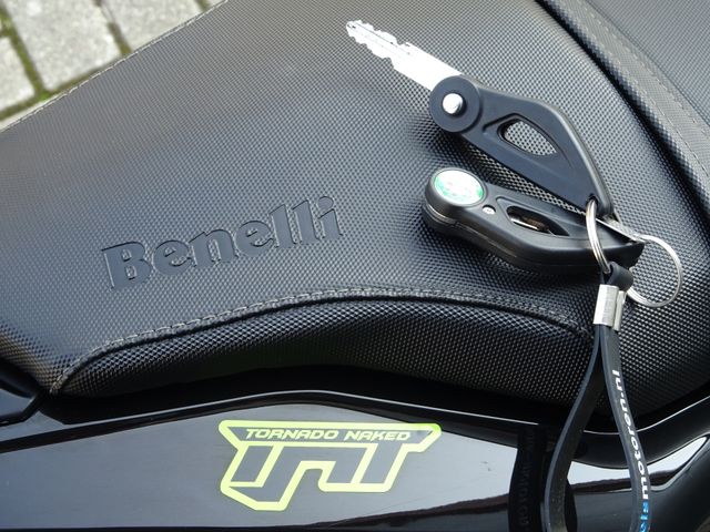 benelli - tnt-125