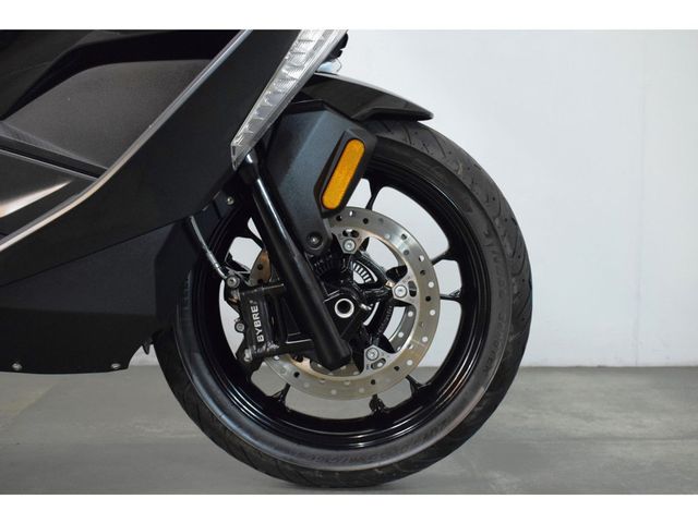 bmw - c-400-gt