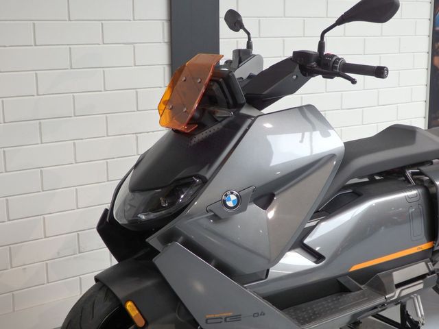 bmw - ce-04