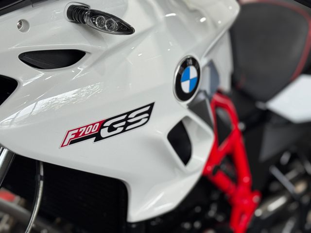 bmw - f-700-gs