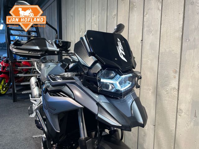 bmw - f-750-gs