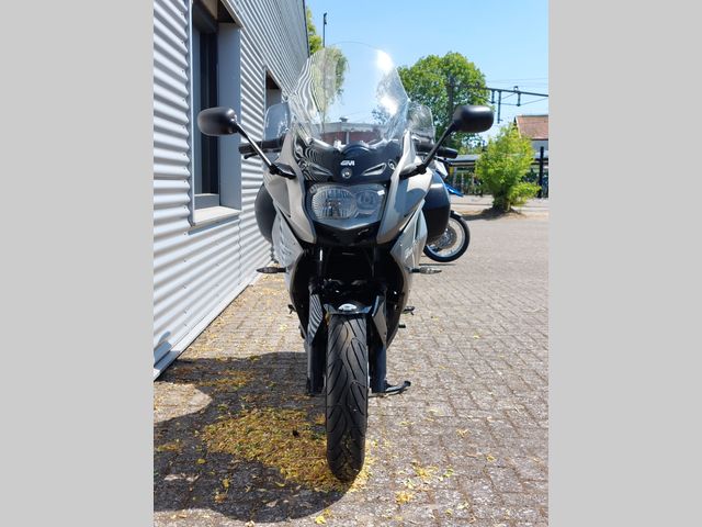 bmw - f-800-gt