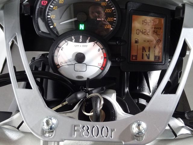 bmw - f-800-r