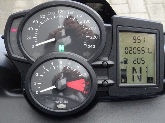 bmw - f-800-st