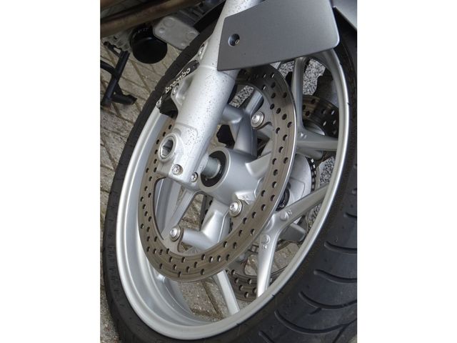bmw - f-800-st