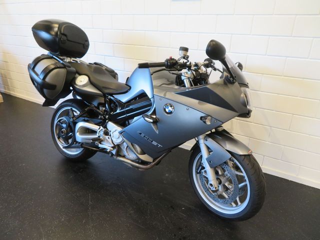 bmw - f-800-st